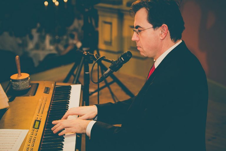 Christian Helm, Pianist und Bandleader von JAZZACUDA